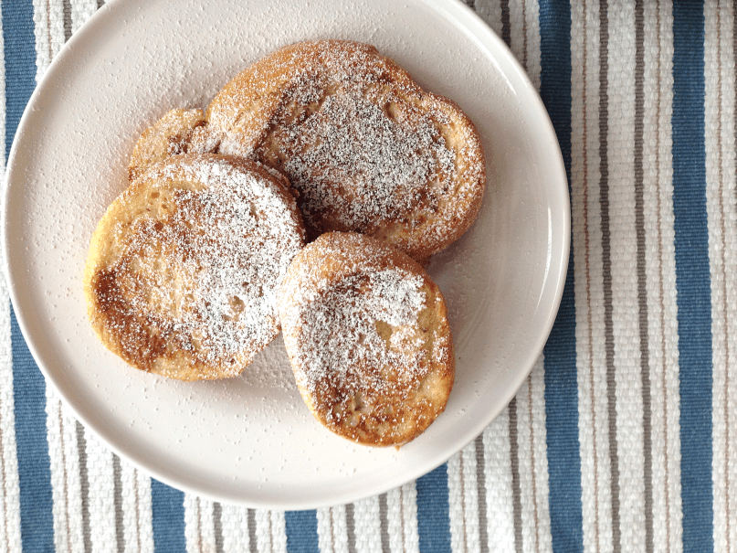 Strawberry Mint French Toast - Toast with sugar