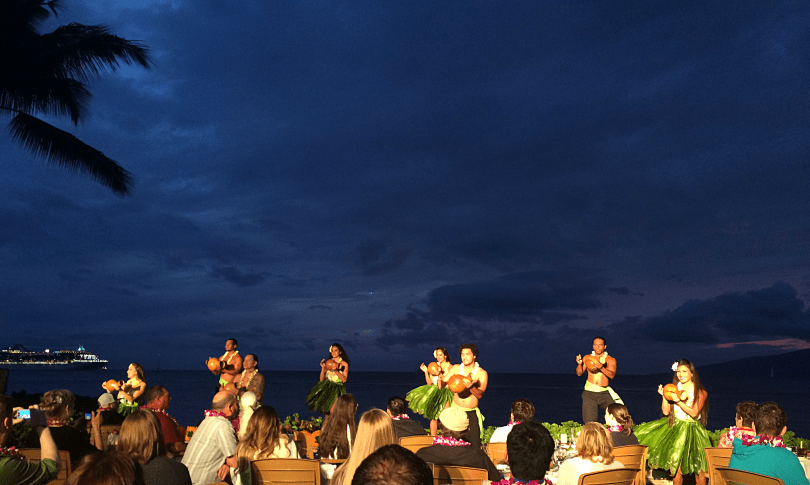 Luau Loving by Bunny Baubles Blog 12