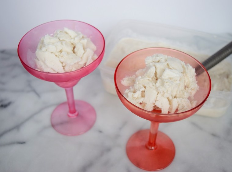 Daiy Free Vegan Coconut Vanilla Ice Cream 4