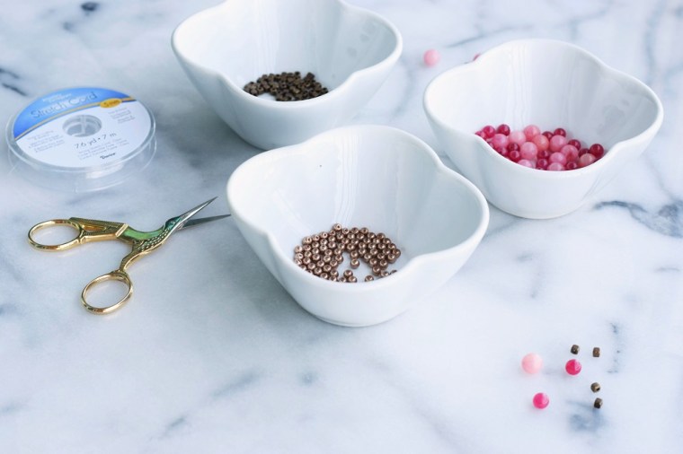 gold-and-rose-quartz-bracelet-diy-by-bunny-baubles-0