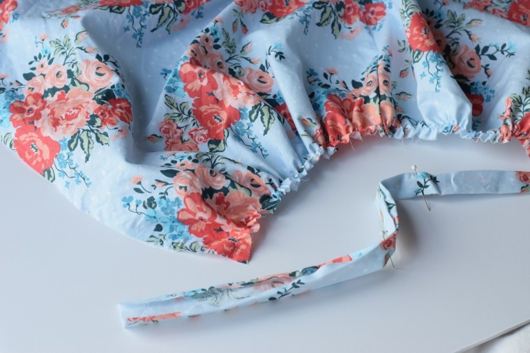 oktoberfest-dirndl-apron-diy-by-bunny-baubles-1