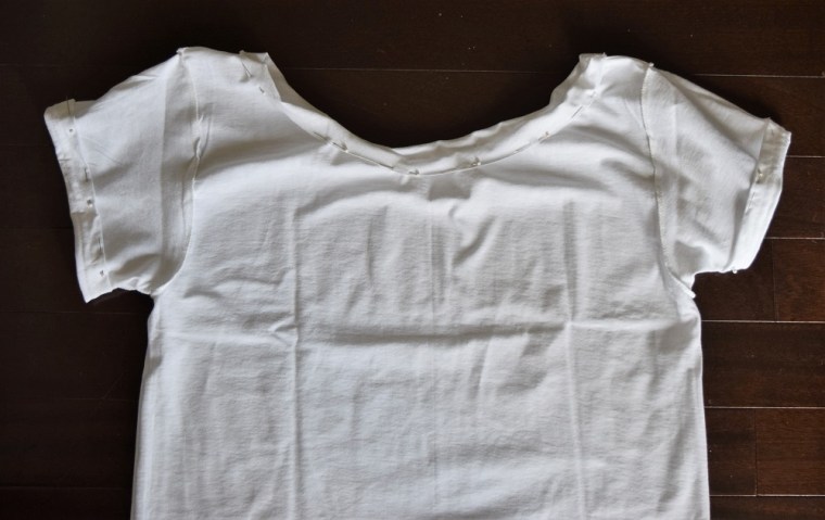 oktoberfest-dirndl-shirt-diy-by-bunny-baubles-1