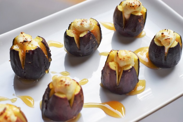 honey-drizzled-goat-cheese-stuffed-figs-by-bunny-baubles-5